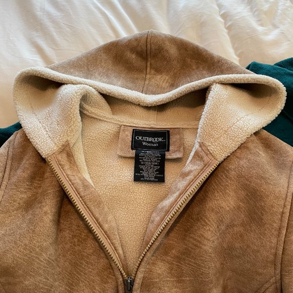 Women’s Coat with Hood - Picture 2 of 3